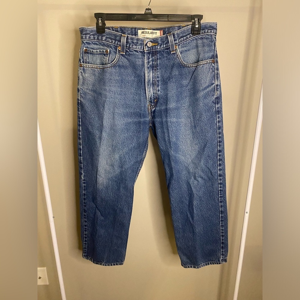 Vintage Levi's Straight Leg Jeans in Medium Blue Wash